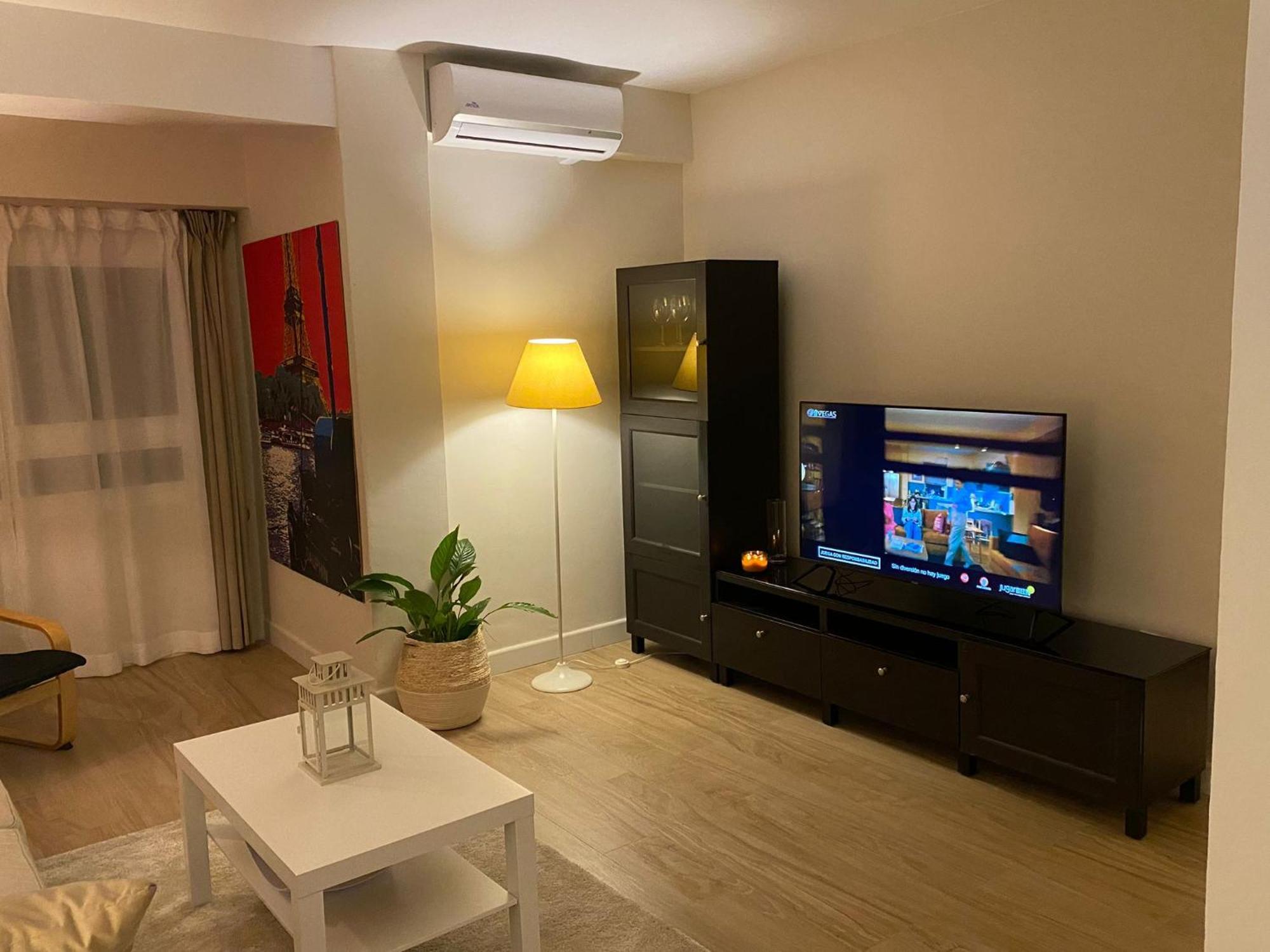 Apartamento Centrico Familiar En Valencia Frente Estacion Ave Joaquin Sorolla Valência Exterior foto