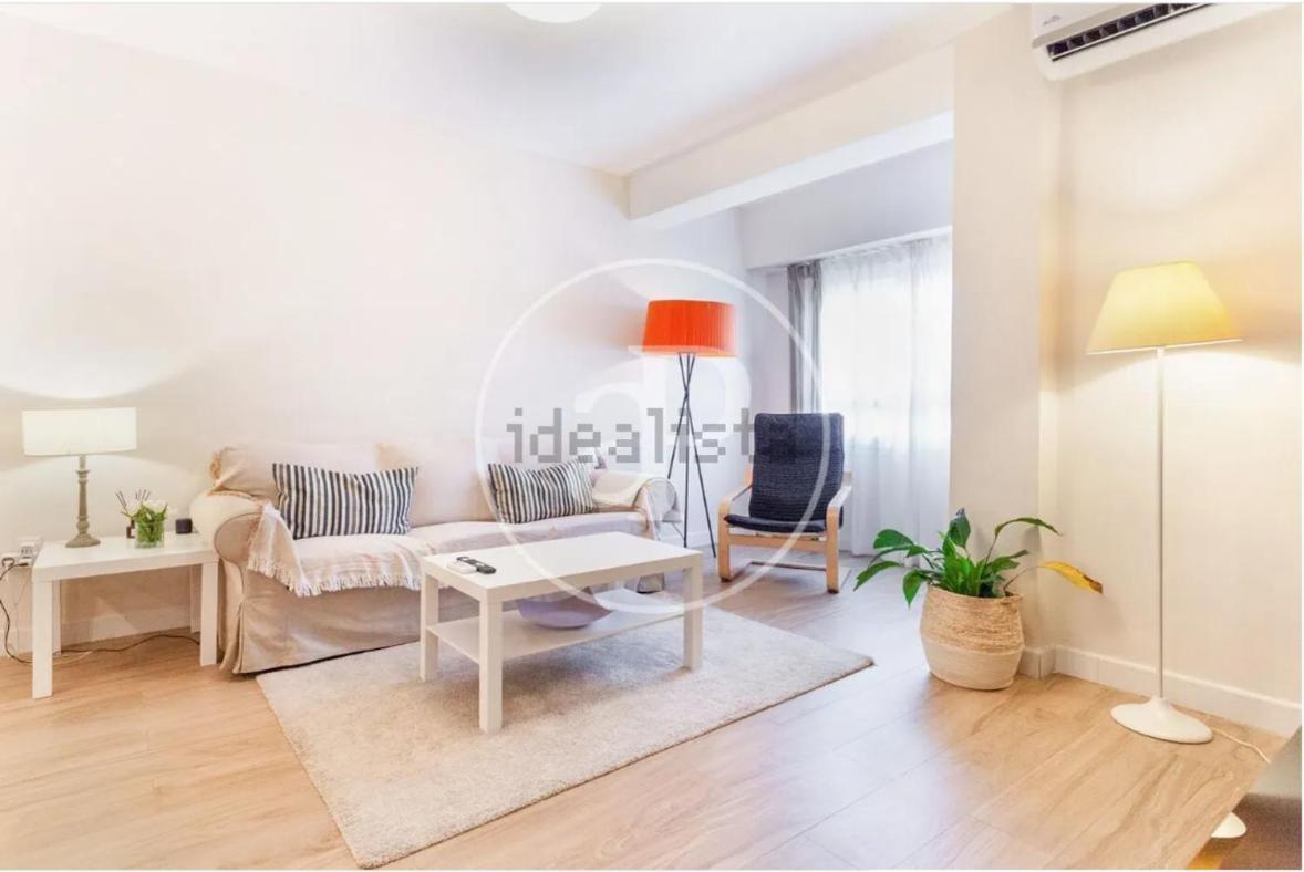 Apartamento Centrico Familiar En Valencia Frente Estacion Ave Joaquin Sorolla Valência Exterior foto